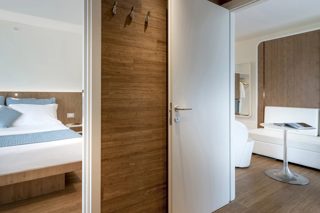 media.Slide-SuiteVespucci_5TSuiteHotel_Riccione