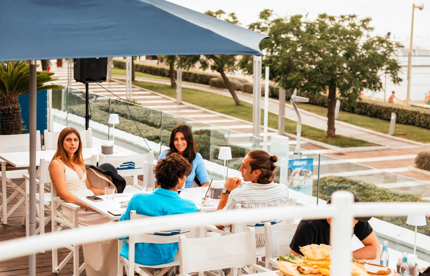 media.Slide-T-Lounge_6TSuiteHotel_Riccione